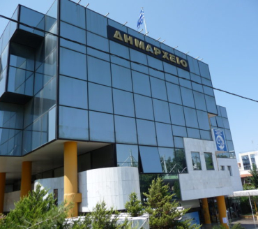 Σύσσωμη η αντιπολίτευση στο Ηράκλειο Αττικής στριμώχνει τον δήμαρχο Νίκο Μπάμπαλο